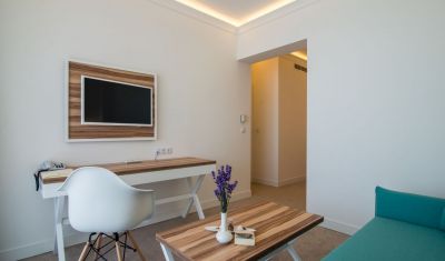 Imagine pentru Hotel HVD Nympha 4* valabile pentru 1 Mai 2025