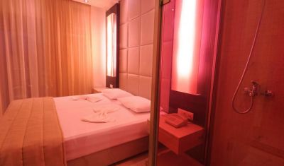 Imagine pentru Hotel Louloudis (Adults Only) 3* valabile pentru 1 Mai 2025