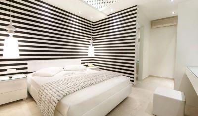 Imagine pentru Hotel Louloudis (Adults Only) 3* valabile pentru 1 Mai 2025