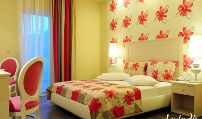 Imagine pentru Hotel Louloudis (Adults Only) 3* valabile pentru 1 Mai 2025