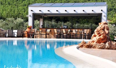Imagine pentru Hotel Louloudis (Adults Only) 3* valabile pentru 1 Mai 2025