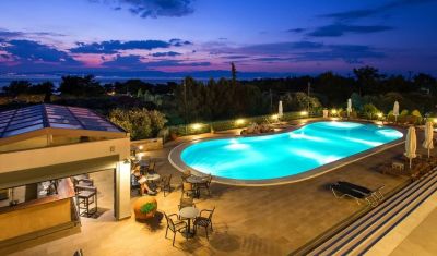 Imagine pentru Hotel Louloudis (Adults Only) 3* valabile pentru 1 Mai 2025