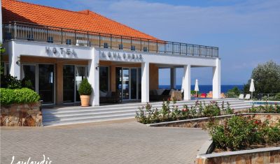 Imagine pentru Hotel Louloudis (Adults Only) 3* valabile pentru 1 Mai 2025