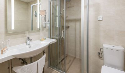 Imagine pentru Hotel Neptun Beach 4* valabile pentru 1 Mai 2025