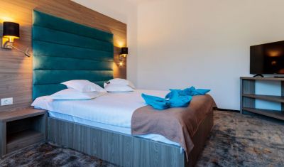 Imagine pentru Hotel Orizont Cozia 3* valabile pentru 1 Mai 2025