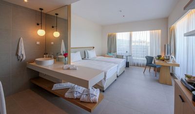 Imagine pentru Hotel Poseidon Beach Resort 5* valabile pentru 1 Mai 2025