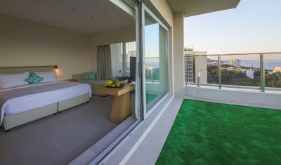 Imagine pentru Hotel Poseidon Beach Resort 5* valabile pentru 1 Mai 2025