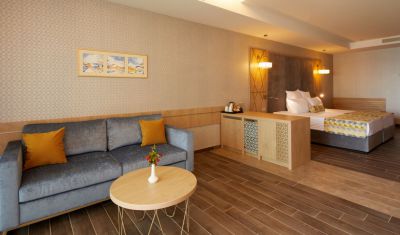 Imagine pentru Hotel Secrets Sunny Beach Resort & Spa 5* (Adults Only) valabile pentru 1 Mai 2025
