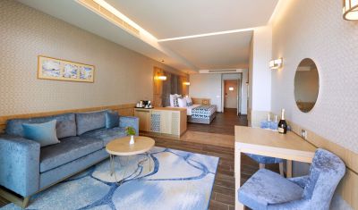 Imagine pentru Hotel Secrets Sunny Beach Resort & Spa 5* (Adults Only) valabile pentru 1 Mai 2025