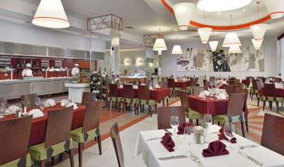 Imagine pentru Hotel Sol Nessebar Bay and Mare 4* valabile pentru 1 Mai 2025