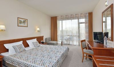 Imagine pentru Hotel Sol Nessebar Bay and Mare 4* valabile pentru 1 Mai 2025