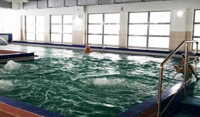 Imagine pentru Complex Balnear Cozia 3* valabile pentru Balneo 2023