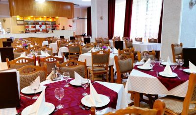 Imagine pentru Hotel Muncel 2* valabile pentru Balneo 2023