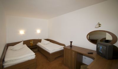 Imagine pentru Hotel Oltenia 3*  valabile pentru Balneo 2023