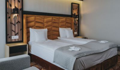 Imagine pentru Hotel President Business 4* valabile pentru Balneo 2023