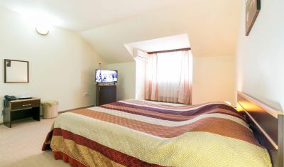 Imagine pentru Hotel Turist 3*  valabile pentru Balneo 2023