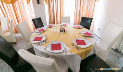 Imagine pentru Hotel Turist 3*  valabile pentru Balneo 2023