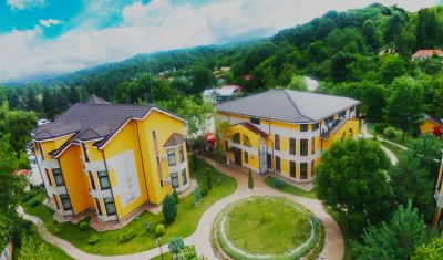 Imagine pentru Baia Rosie Resort 3*  valabile pentru Balneo 2025