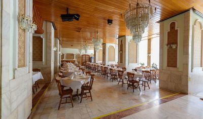 Imagine pentru Hotel Parc Baile Govora 2* valabile pentru Balneo 2025
