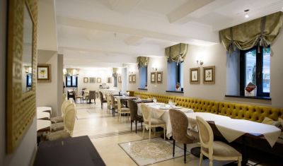 Imagine pentru Hotel Versay 4* valabile pentru Balneo 2025