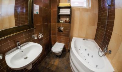 Imagine pentru Hotel Apollo Wellness Club 4* valabile pentru Balneo