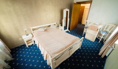 Imagine pentru Hotel Carol 4* valabile pentru Balneo