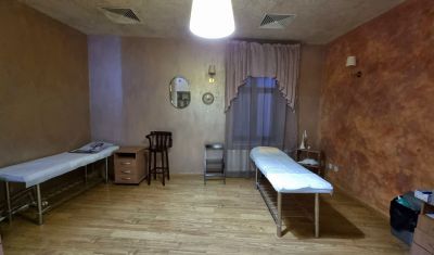 Imagine pentru Hotel Carol 4* valabile pentru Balneo