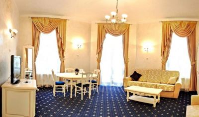 Imagine pentru Hotel Carol 4* valabile pentru Balneo