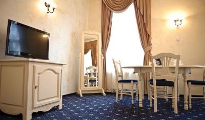 Imagine pentru Hotel Carol 4* valabile pentru Balneo