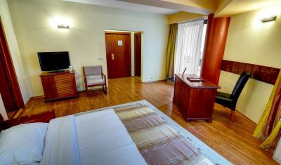 Imagine pentru Hotel Nemira 4*  valabile pentru Balneo