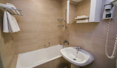 Imagine pentru Hotel Nufarul 3* valabile pentru Balneo