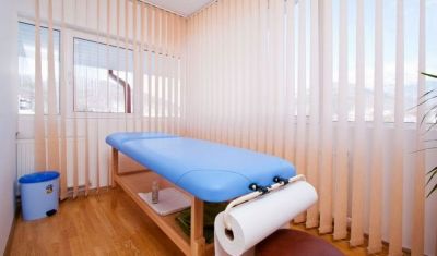 Imagine pentru Hotel Orizont Cozia 3* valabile pentru Balneo