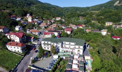 Imagine pentru Hotel Suprem 3* valabile pentru Balneo