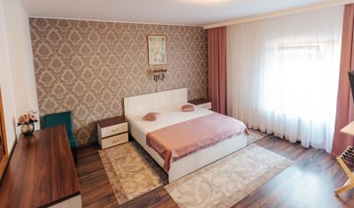 Imagine pentru Hotel Suprem 3* valabile pentru Balneo