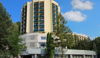 Imagine pentru Bradet Ensana Health Spa Hotel 4*  valabile pentru Craciun 2023