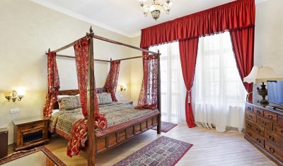 Imagine pentru Hotel Regal 1880 3* valabile pentru Craciun 2023