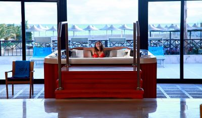 Imagine pentru Hotel Stella Beach Resort & Spa Makadi Bay 5*  valabile pentru Craciun 2023