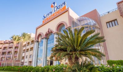 Imagine pentru Hotel Sunny Days Resort Spa & Aqua Park 4*  valabile pentru Craciun 2023