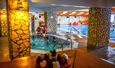 Imagine pentru Cheile Gradistei Resort Fundata 3* valabile pentru Craciun 2024