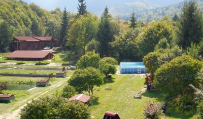 Imagine pentru Complex Pastravaria Albota 4*   valabile pentru Craciun 2024