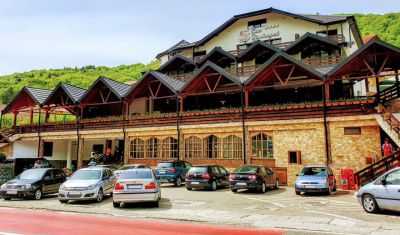 Imagine pentru Complex Turistic Casa Romaneasca 4* valabile pentru Craciun 2024