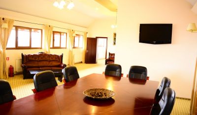 Imagine pentru Complex Turistic Hanul Muresenilor 4*  valabile pentru Craciun 2024
