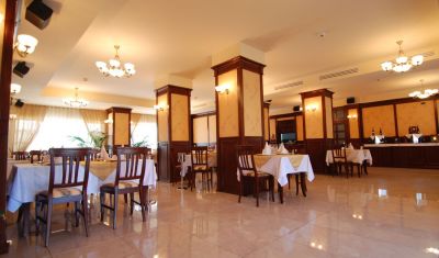Imagine pentru Grand Hotel Perla Ciucasului 3* valabile pentru Craciun 2024