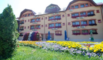 Imagine pentru Grand Hotel Perla Ciucasului 3* valabile pentru Craciun 2024