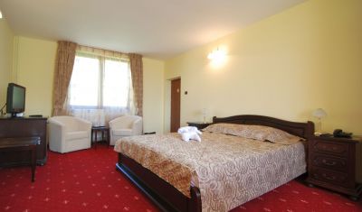 Imagine pentru Grand Hotel Perla Ciucasului 3* valabile pentru Craciun 2024