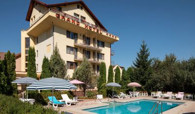 Imagine pentru Grand Hotel Brasov 4* valabile pentru Craciun 2025
