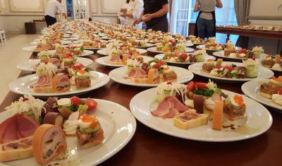 Imagine pentru Hotel Cabana Vanatorilor 3* valabile pentru Craciun 2025