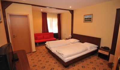Imagine pentru Hotel Cabana Vanatorilor 3* valabile pentru Craciun 2025