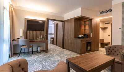 Imagine pentru Hotel Crystal Sovata 4* valabile pentru Craciun 2025