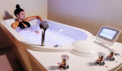 Imagine pentru Hotel Crystal Sovata 4* valabile pentru Craciun 2025